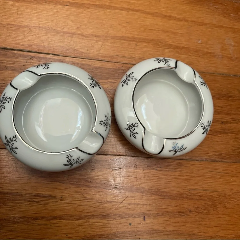 White Rose by Fukagawa Arita Hand Painted Japan Ashtrays